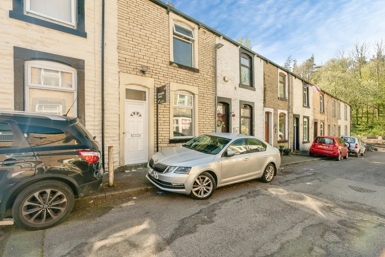 2 bed house for sale, Willow Street, Burnley, BB12