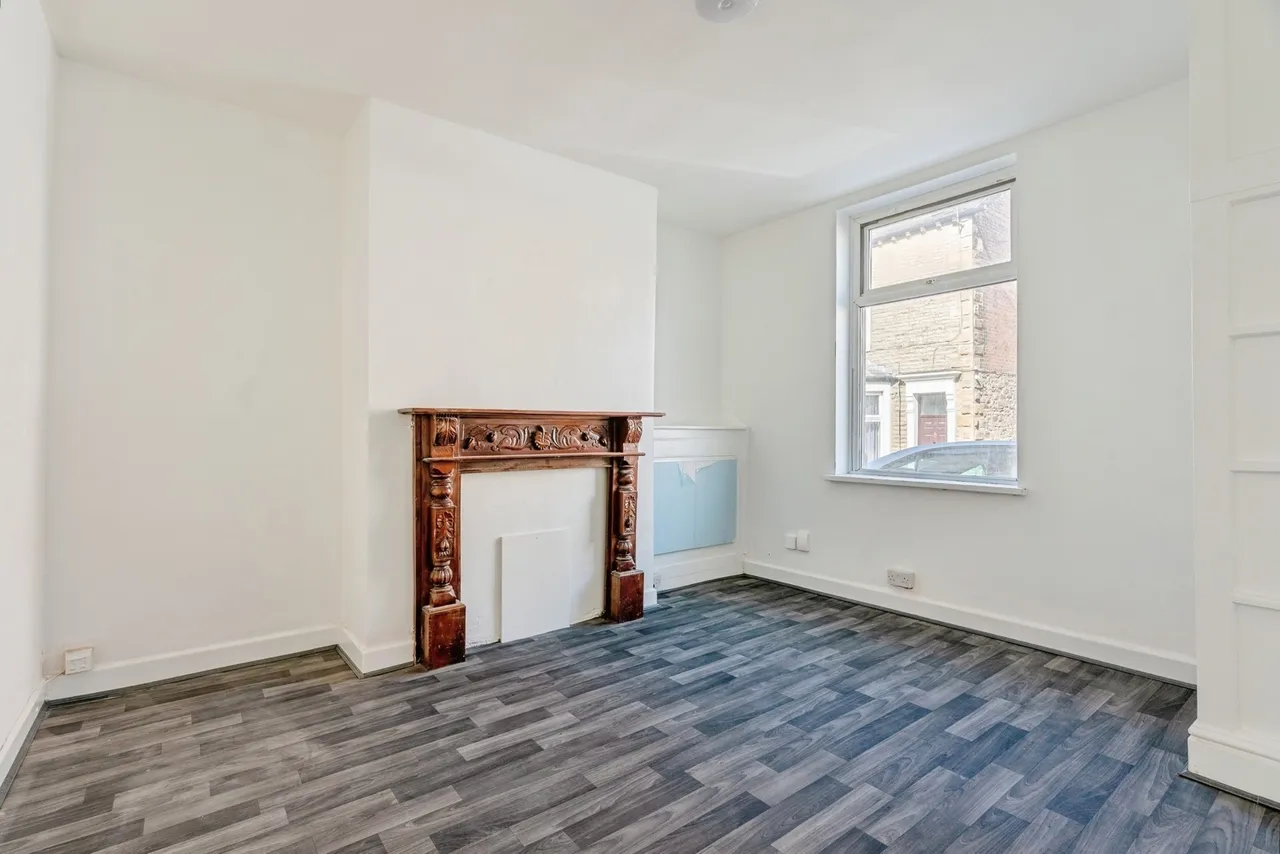 Willow Street, Burnley, BB12, photo 2
