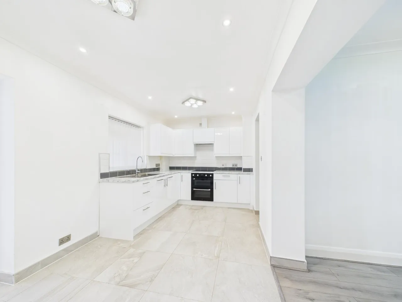 School Road, Tilehurst, RG31, photo 7