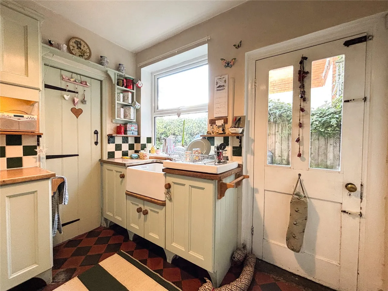 Westbury, photo 24