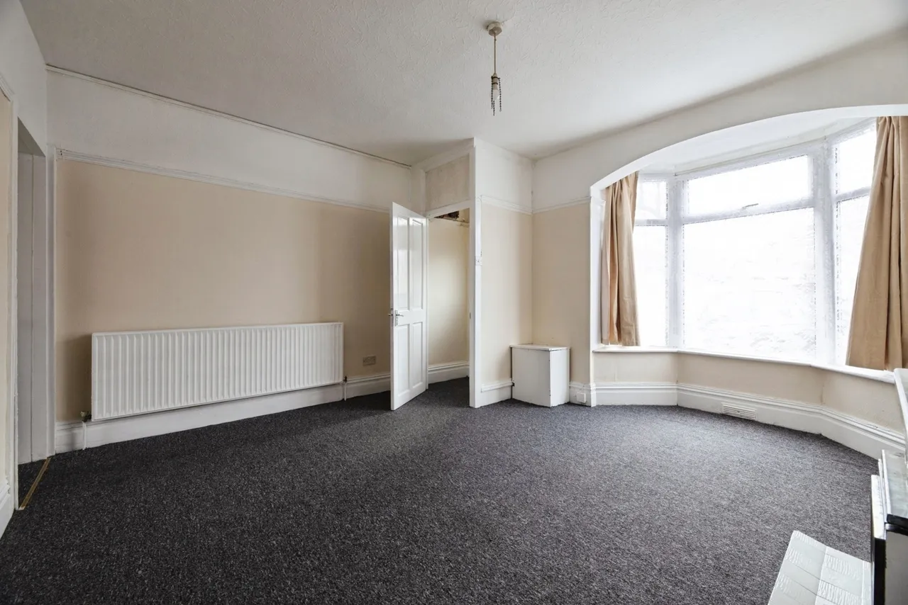 Coniston Avenue, Barking, IG11, photo 2