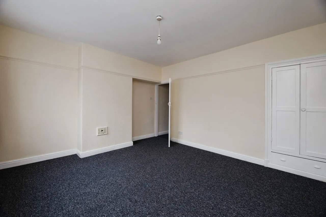 Coniston Avenue, Barking, IG11, photo 12