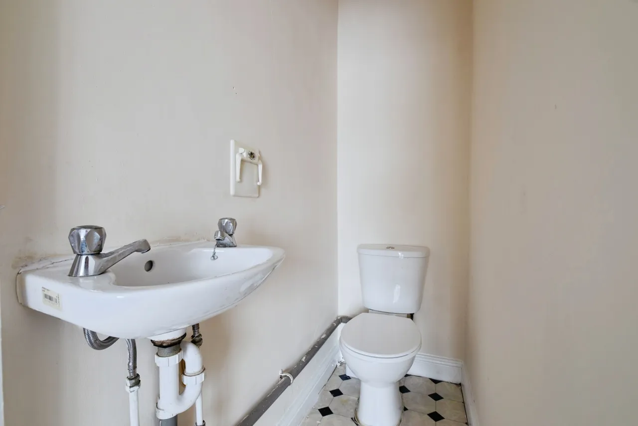 Coniston Avenue, Barking, IG11, photo 9