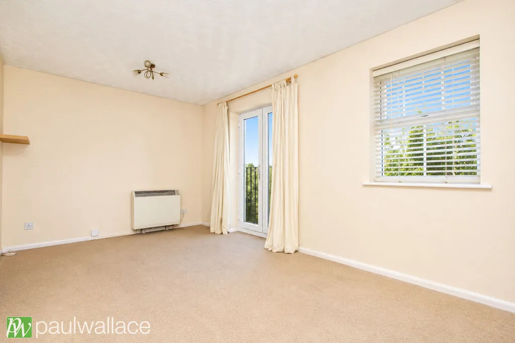 Lee Close, Stanstead Abbotts, SG12, photo 2