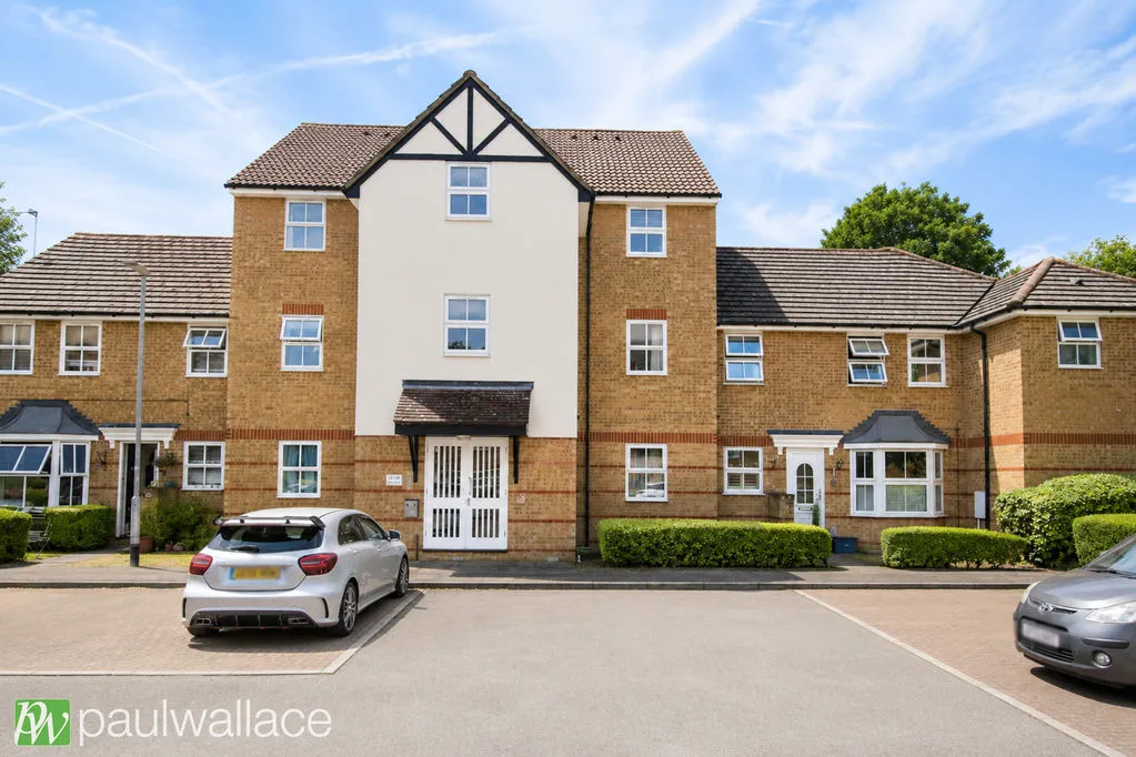1 bed flat for sale, Lee Close, Stanstead Abbotts, SG12