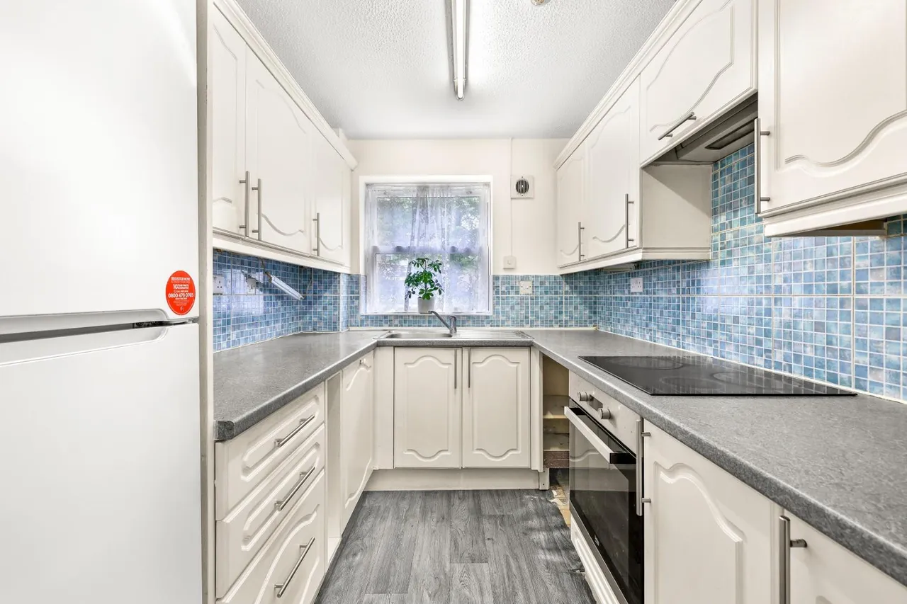 Fourways, 661 - 663 High Road, IG9 5HW, photo 12
