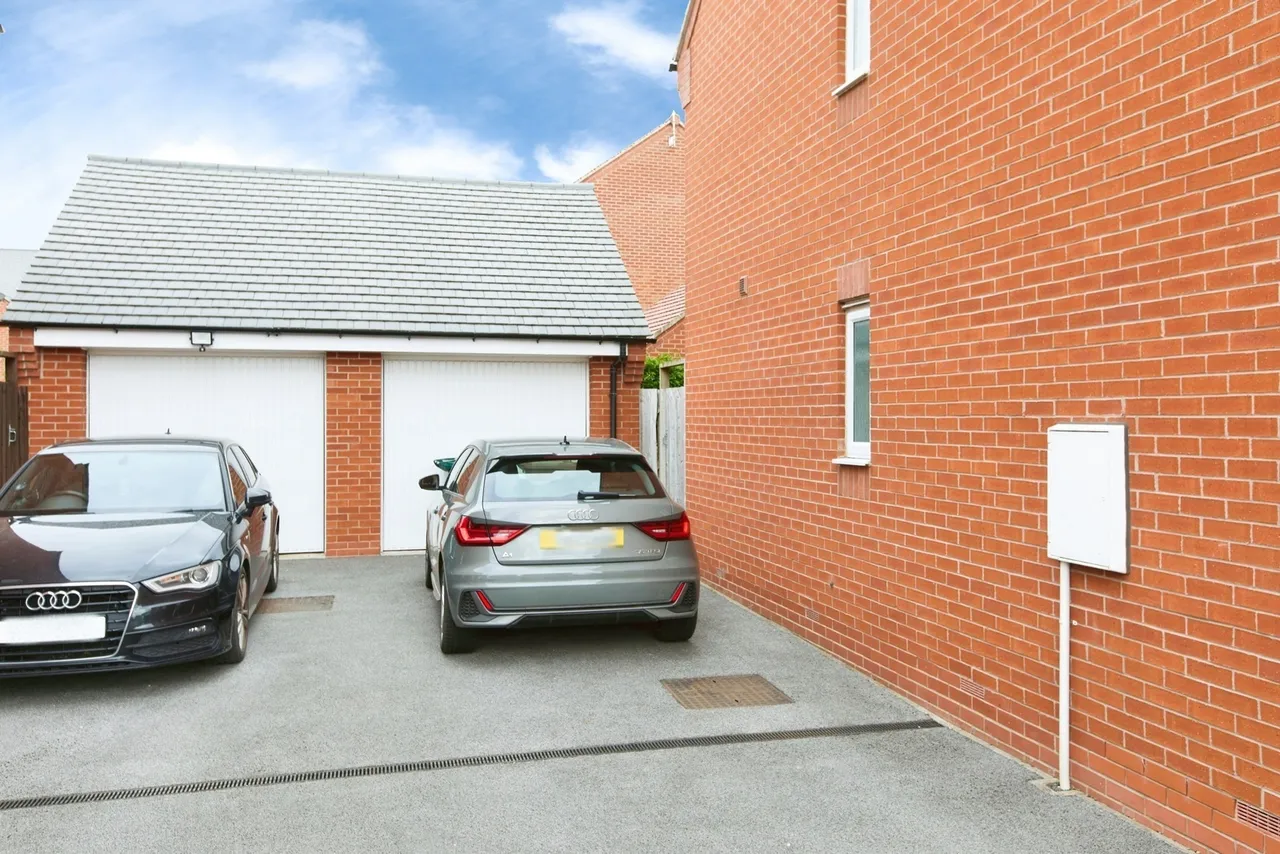 Canterbury Drive, Littleover, DE23, photo 19