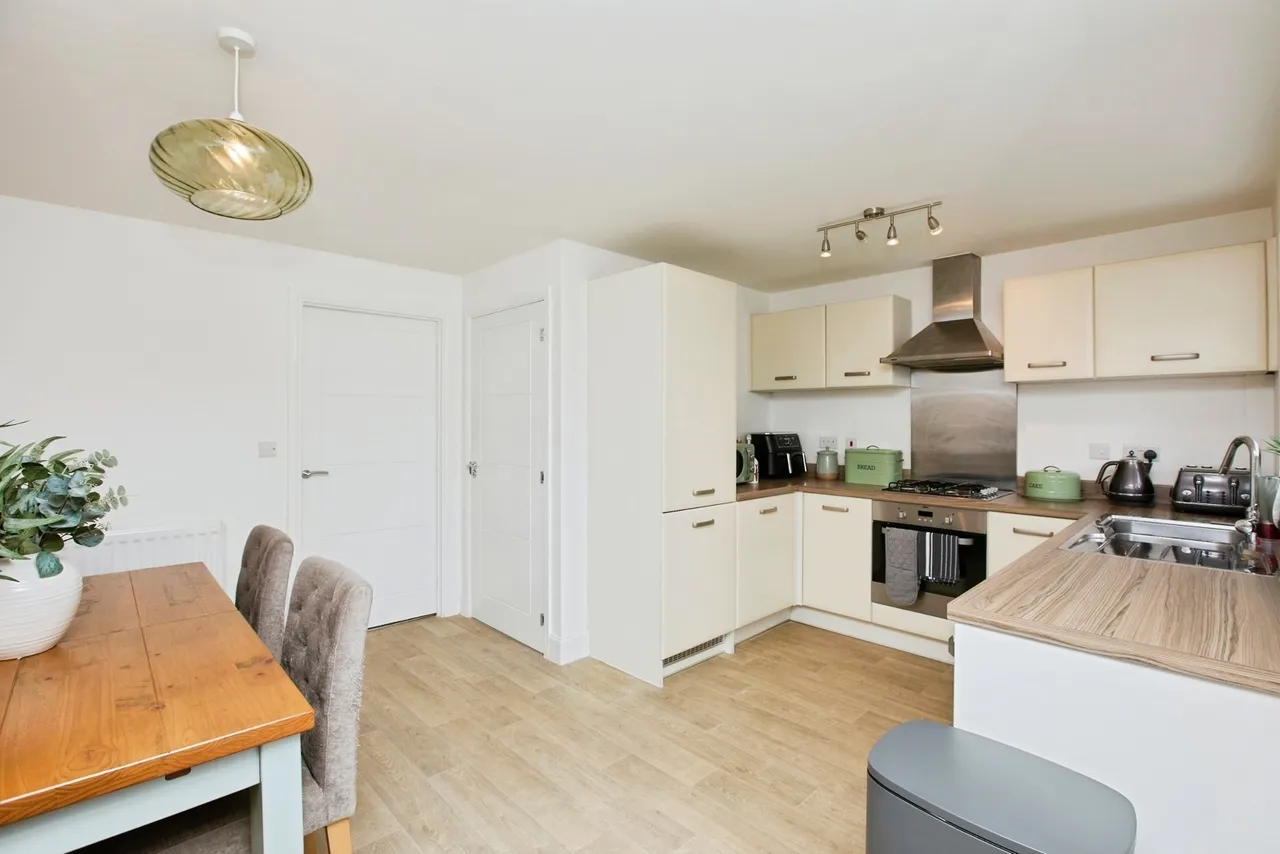 Canterbury Drive, Littleover, DE23, photo 2