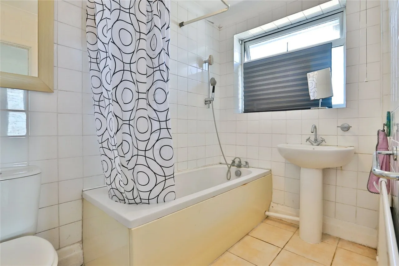 Sandown Road, Christchurch, BH23, photo 8