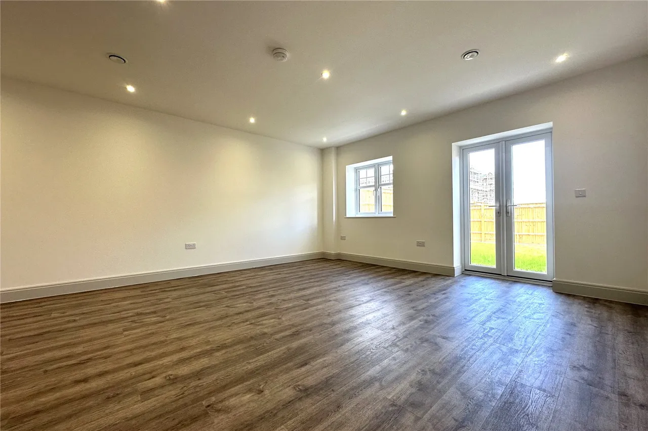 Ively Road, Fleet, GU51, photo 11