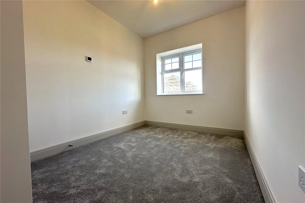 Ively Road, Fleet, GU51, photo 9