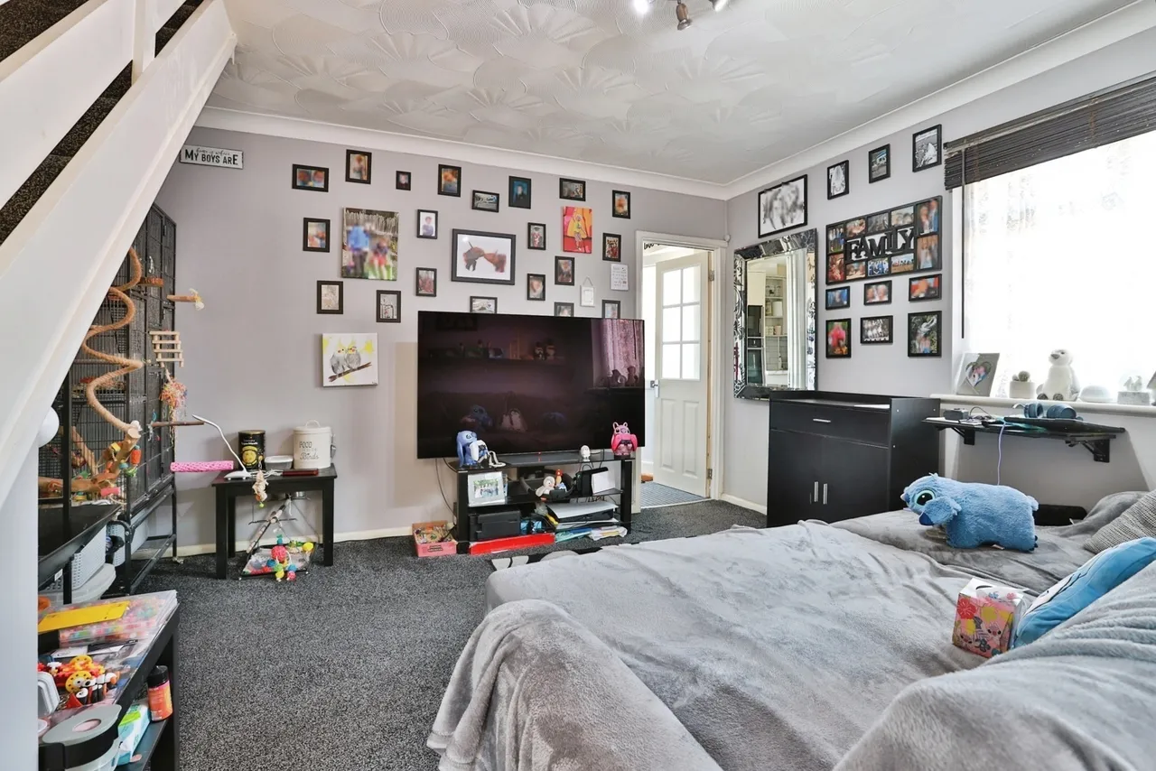 Aspen Gardens, Poole, BH12, photo 4