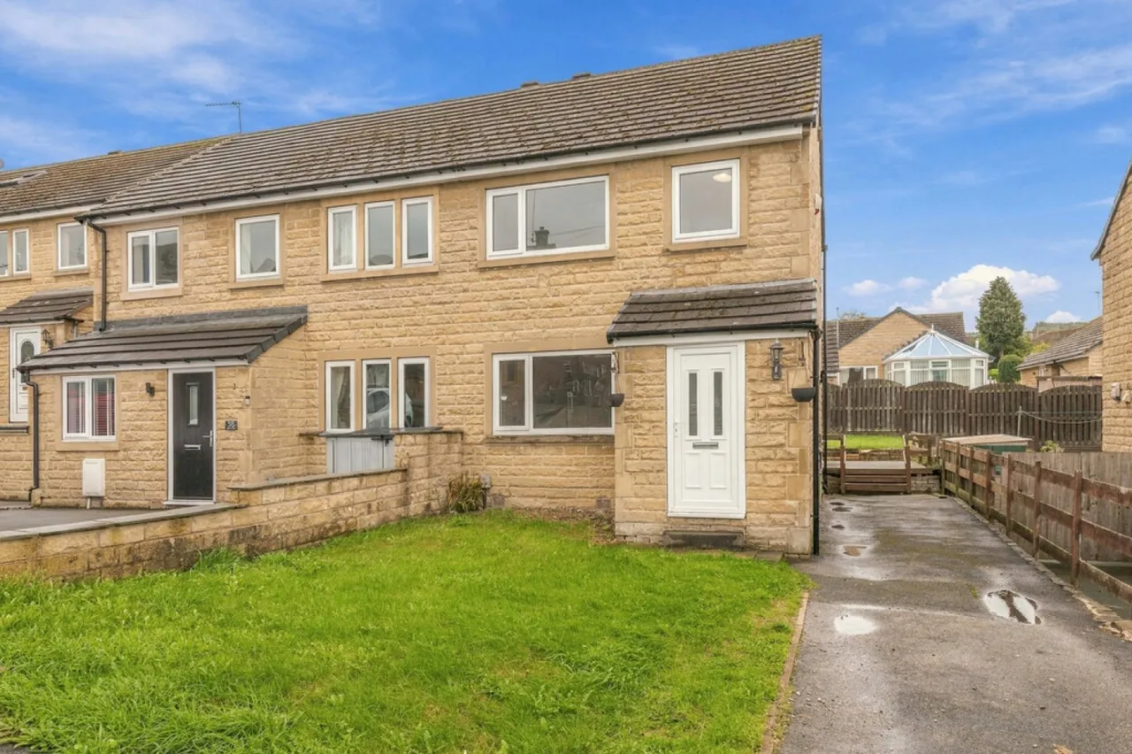 3 bed house for sale, Stony Lane, Honley, HD9