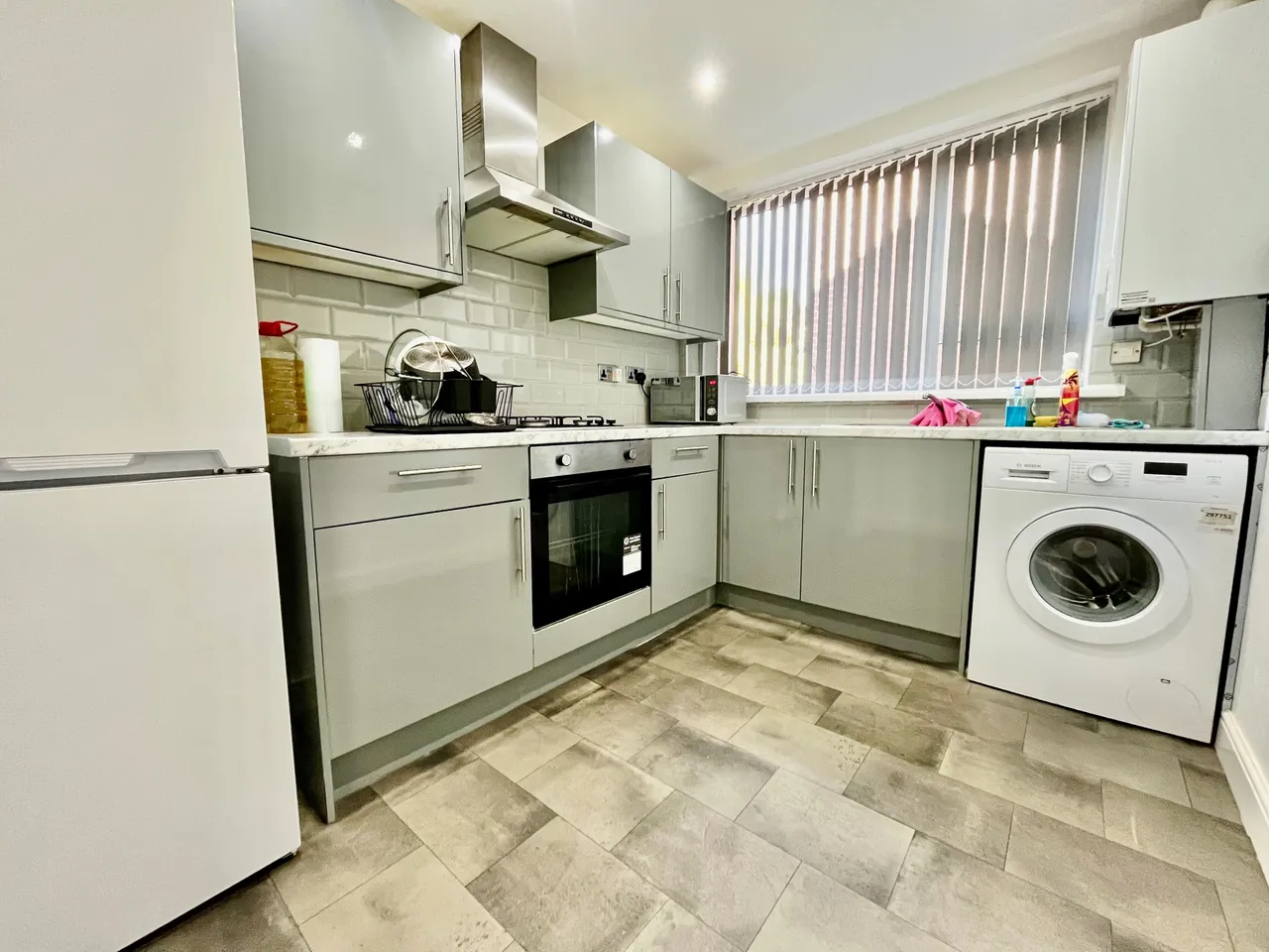Primley Park Road, Leeds, LS17, photo 2