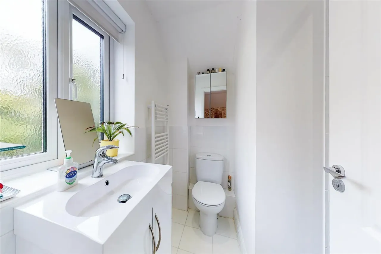 Bowline Drive, Hailsham, BN27, photo 9