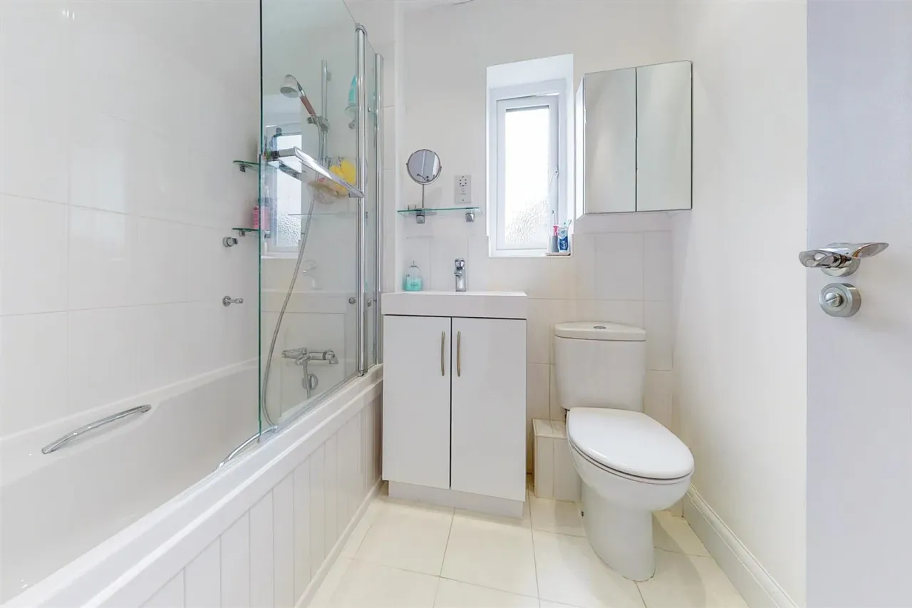 Bowline Drive, Hailsham, BN27, photo 16