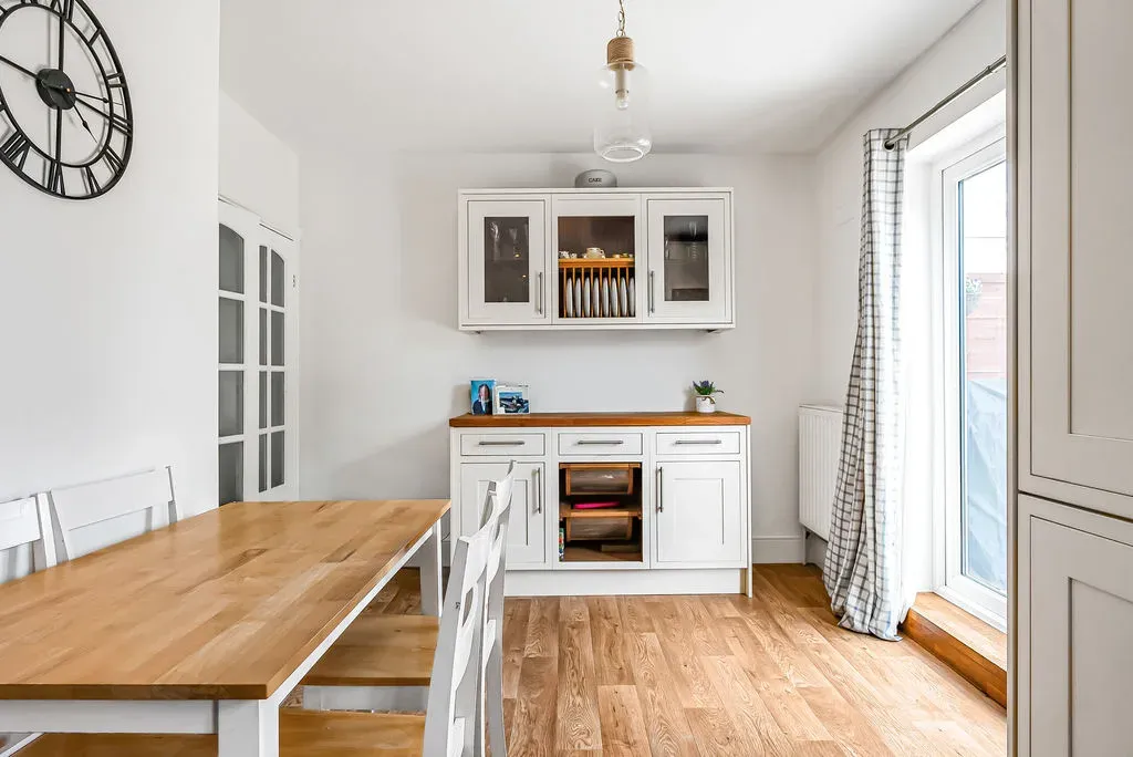 Newton Road, Bletchley, Milton Keynes, Buckinghamshire, MK3 5DH, photo 6