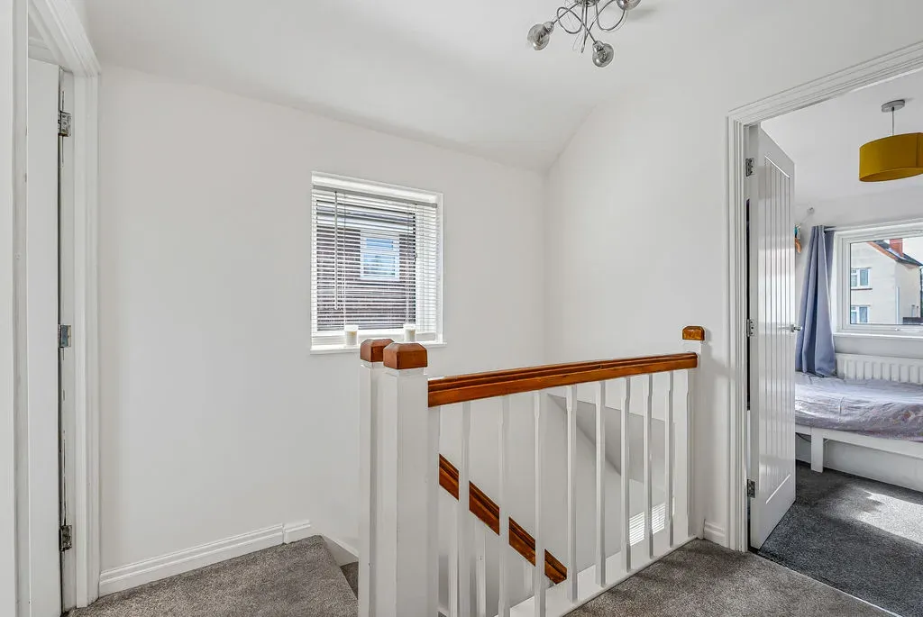 Newton Road, Bletchley, Milton Keynes, Buckinghamshire, MK3 5DH, photo 17