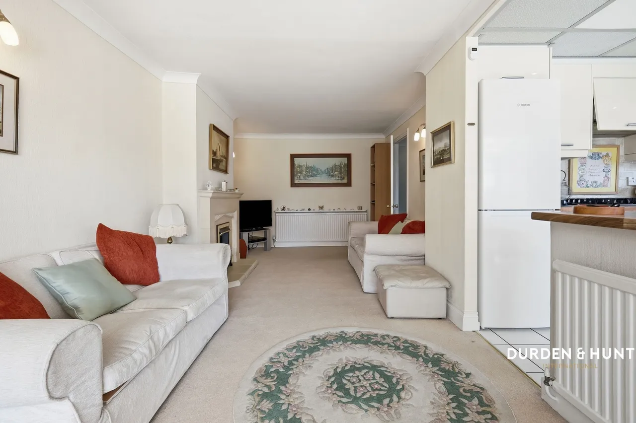 Exmouth Drive, Rayleigh, SS6, photo 7