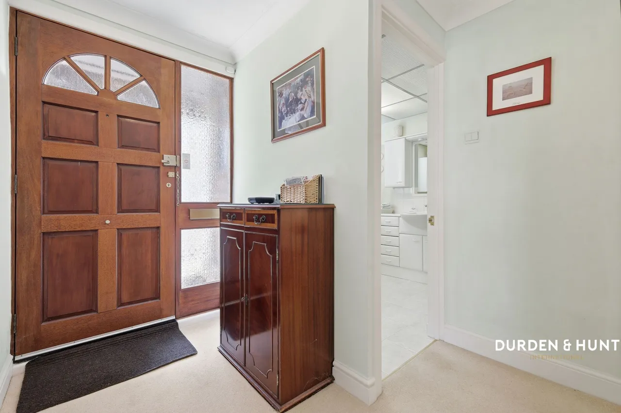 Exmouth Drive, Rayleigh, SS6, photo 12
