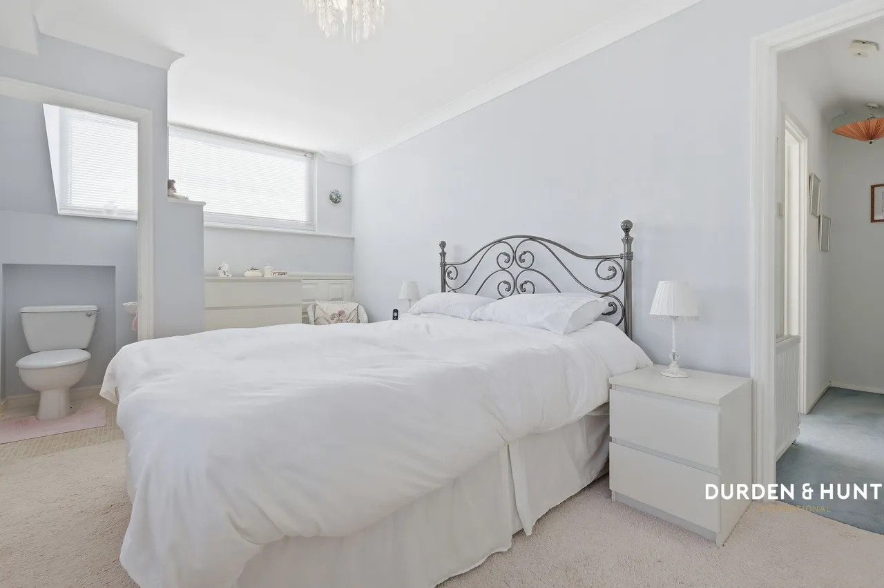 Exmouth Drive, Rayleigh, SS6, photo 17