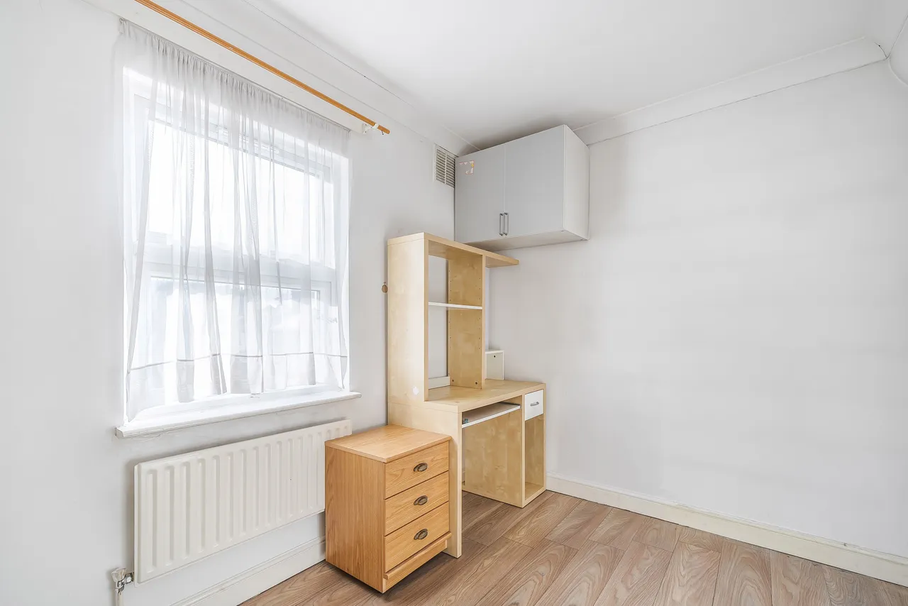 73 Old Oak Lane, London, photo 12