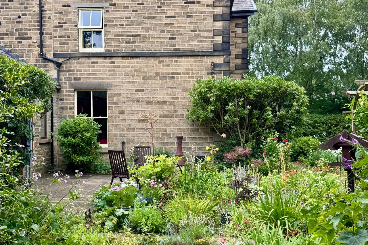 Sunlaws Street, Glossop, photo 41