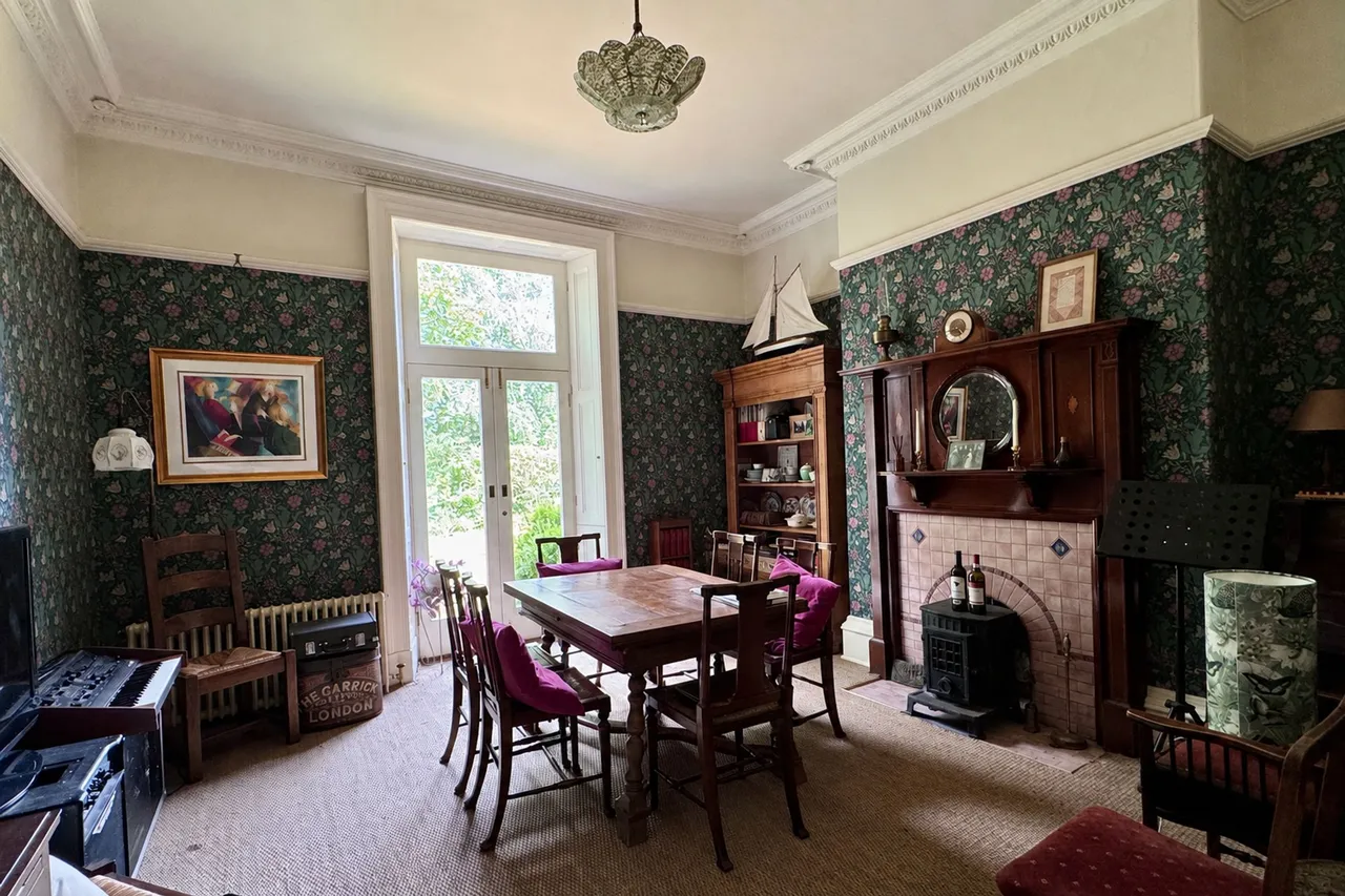 Sunlaws Street, Glossop, photo 11