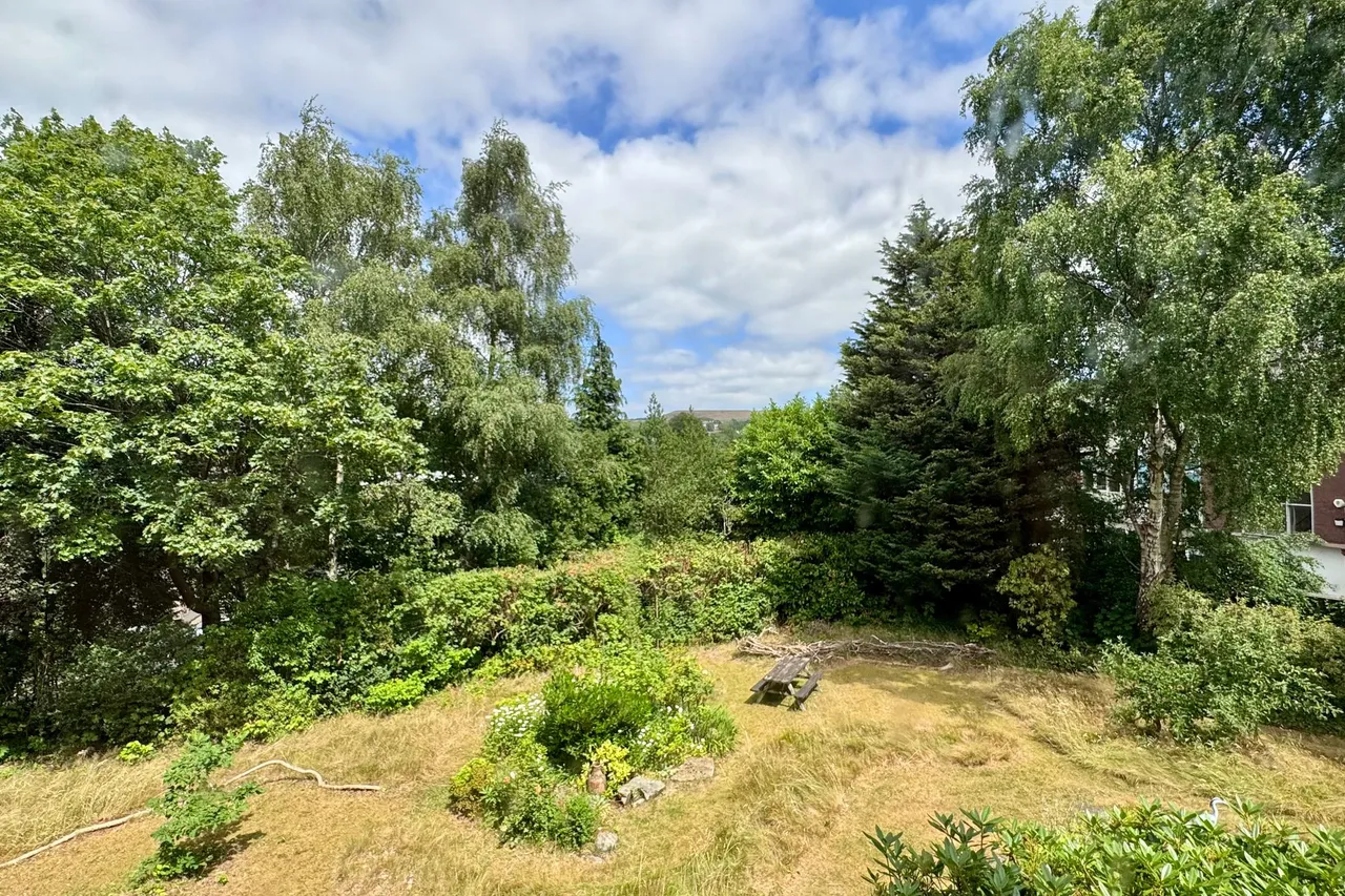 Sunlaws Street, Glossop, photo 49