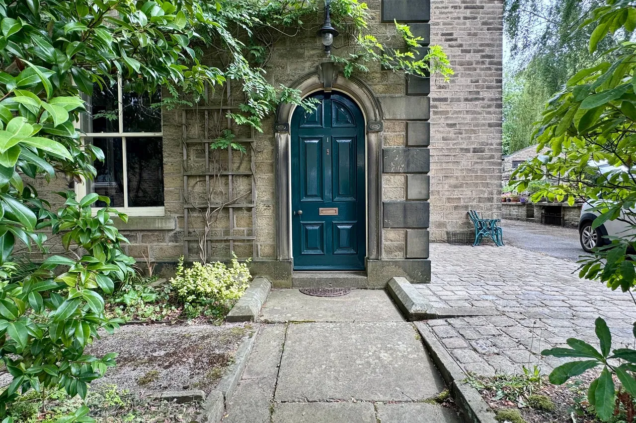 Sunlaws Street, Glossop, photo 39