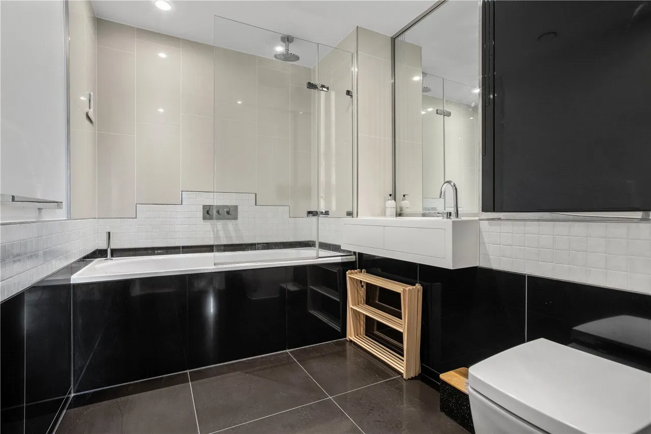 City Road, London, EC1V, photo 13