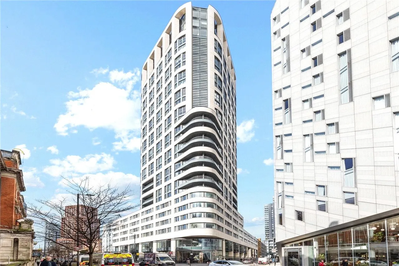 2 bed flat for sale, City Road, London, EC1V