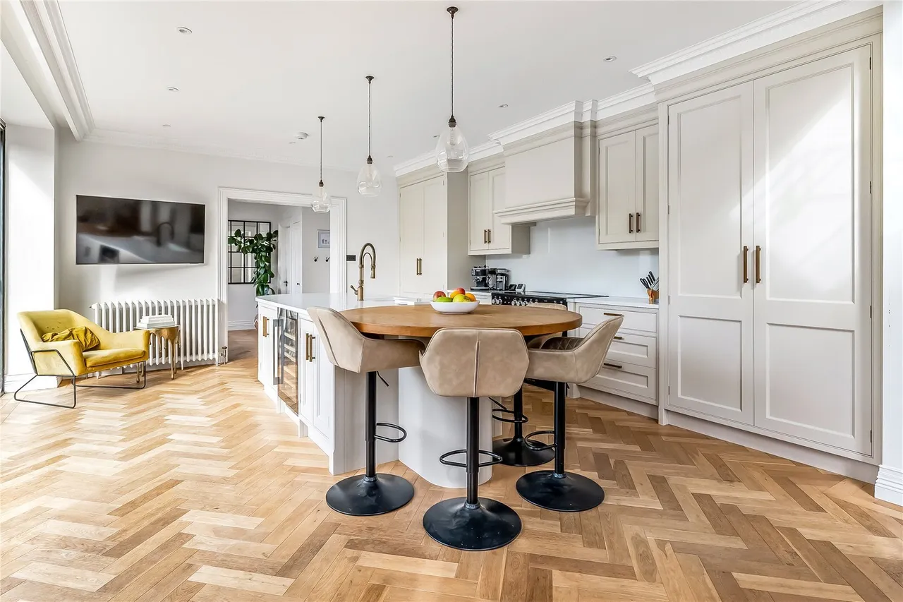The Ridge, Woldingham, CR3, photo 4
