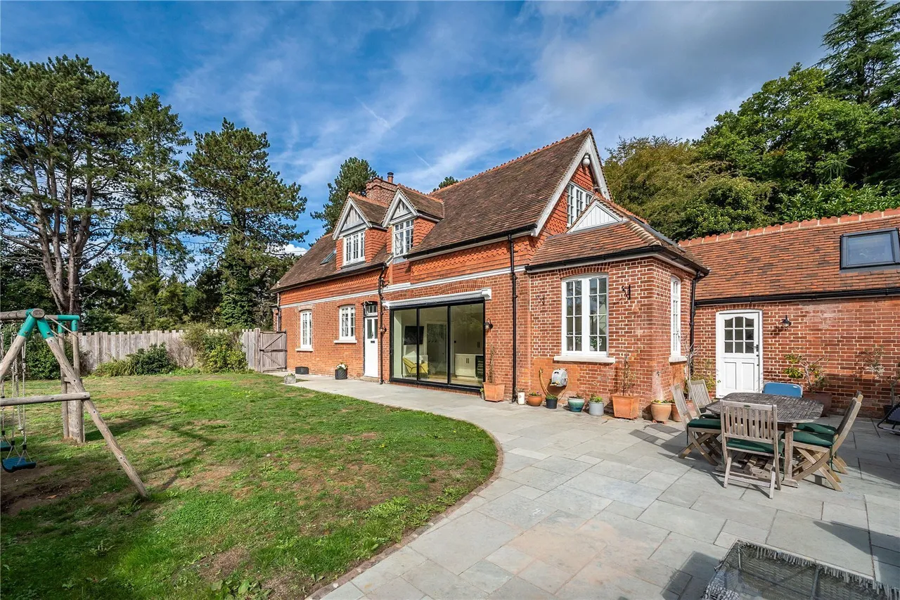 The Ridge, Woldingham, CR3, photo 30