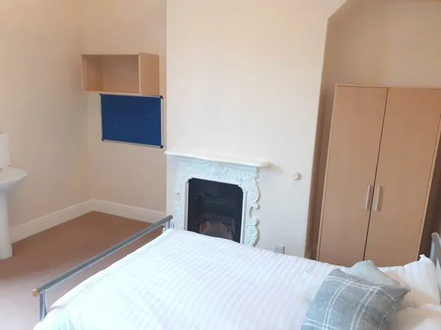Feversham Crescent, York, YO31, photo 6
