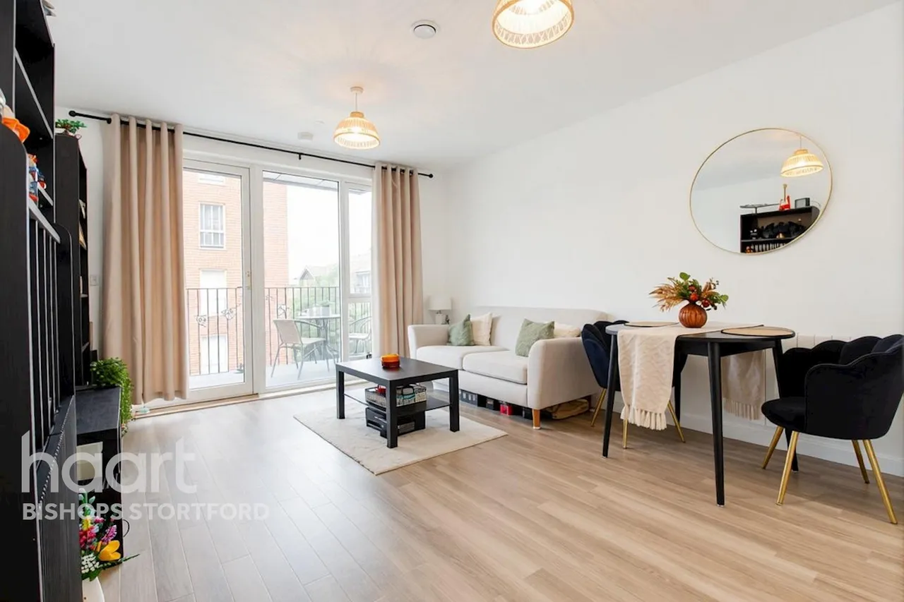 Morton Peto Road, Bishop's Stortford, CM23, photo 2