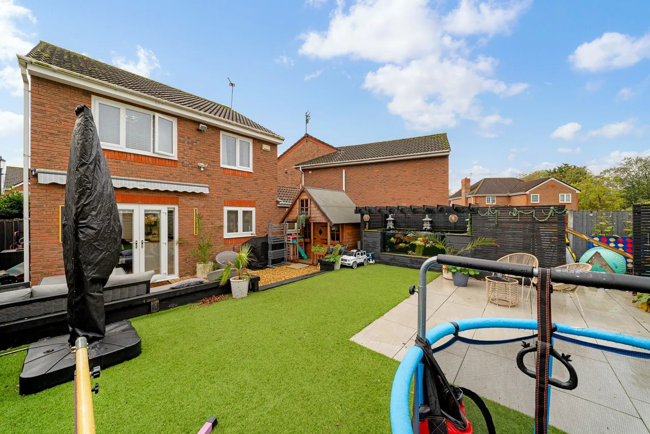 Upton Grange, Widnes, WA8, photo 21