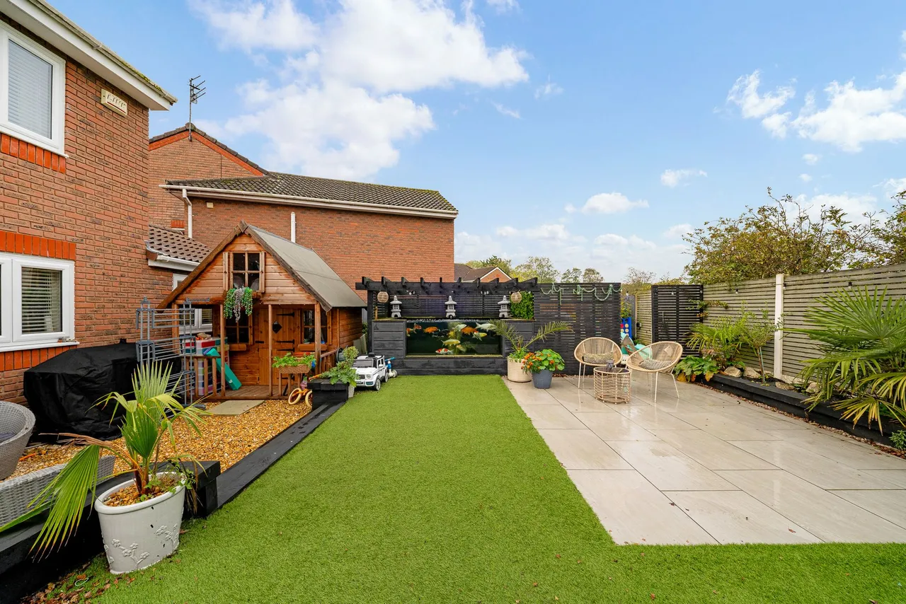 Upton Grange, Widnes, WA8, photo 25