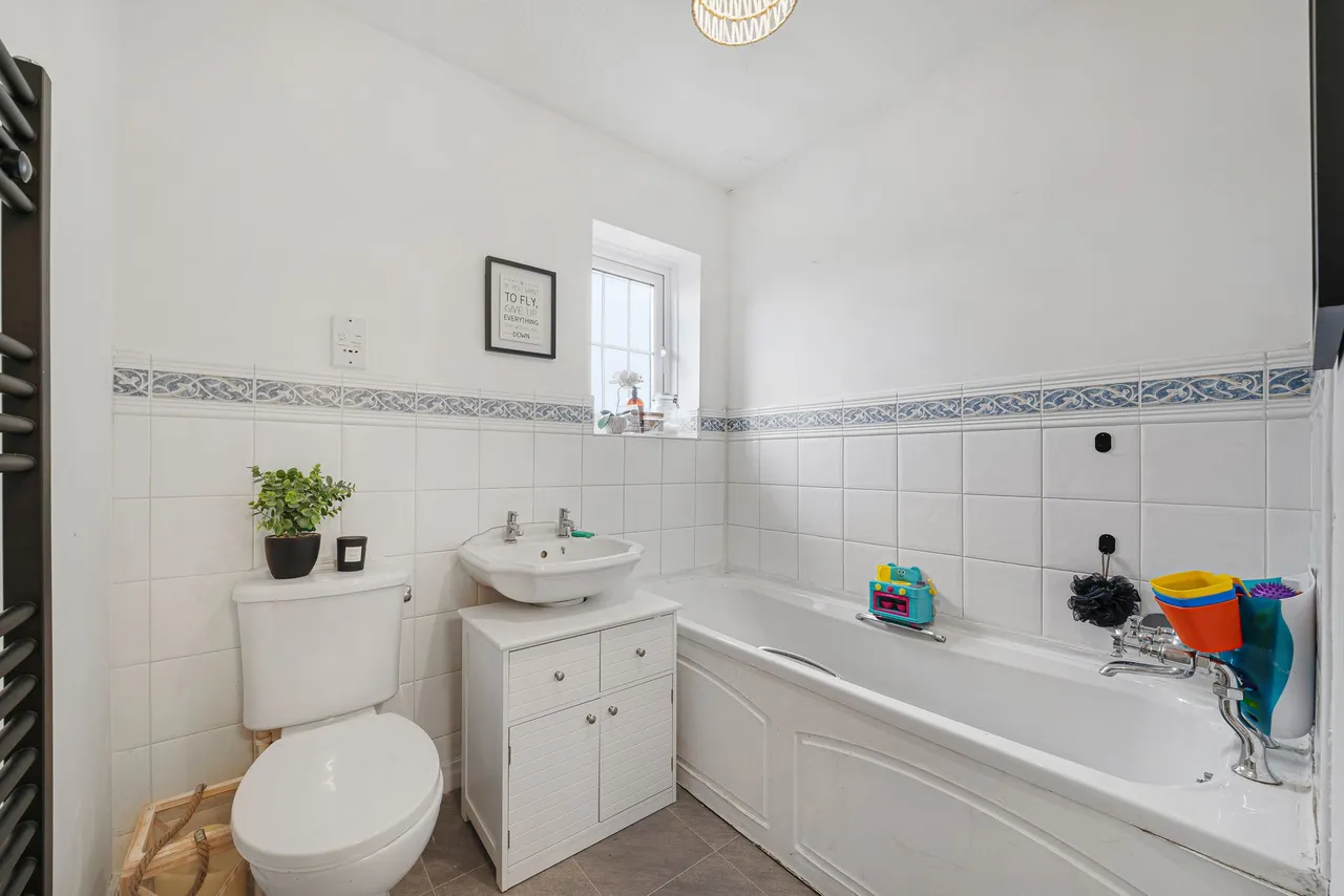 Upton Grange, Widnes, WA8, photo 19