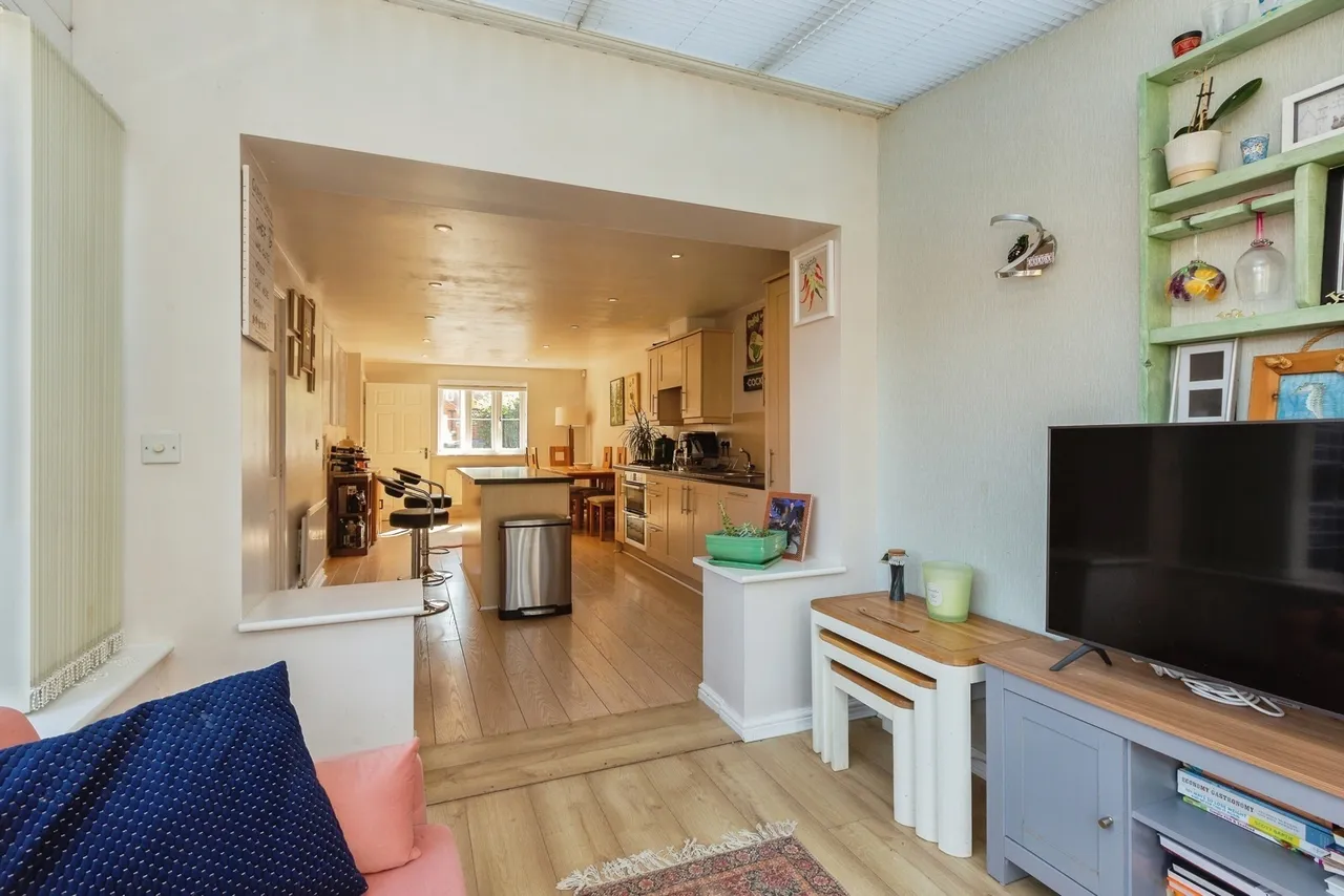 Petronel Road, Aylesbury, Buckinghamshire, HP19, photo 20