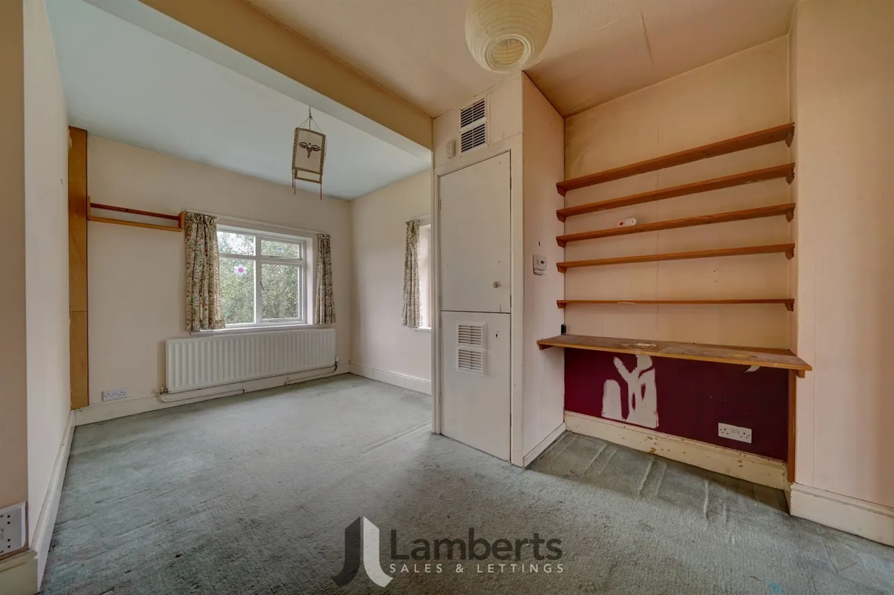 Highfield, 178 Alcester Road, Studley, photo 10