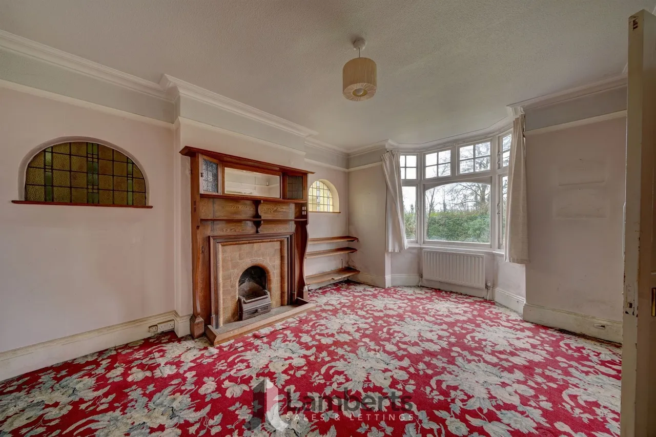 Highfield, 178 Alcester Road, Studley, photo 3