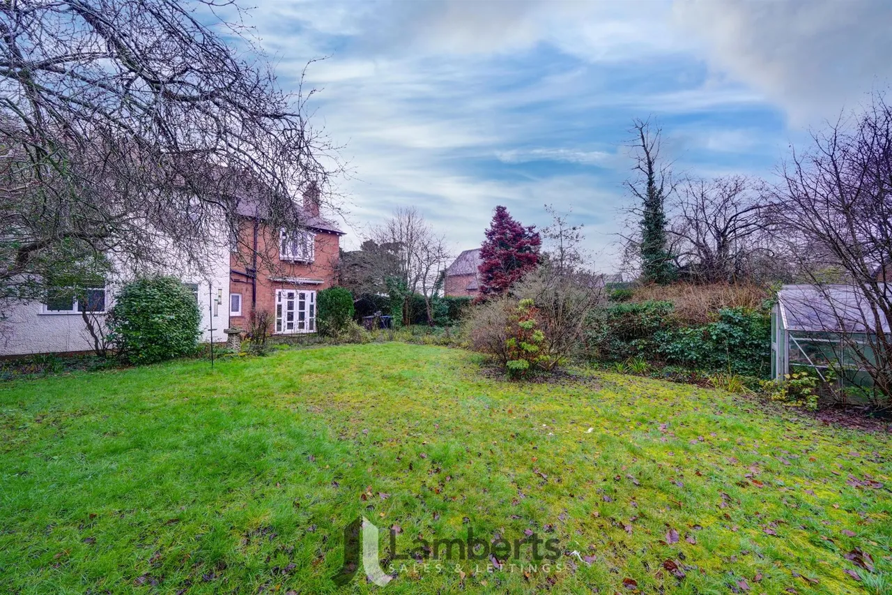 Highfield, 178 Alcester Road, Studley, photo 26