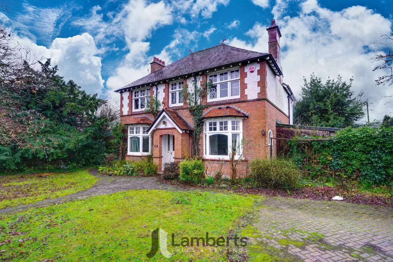 Highfield, 178 Alcester Road, Studley, photo 24