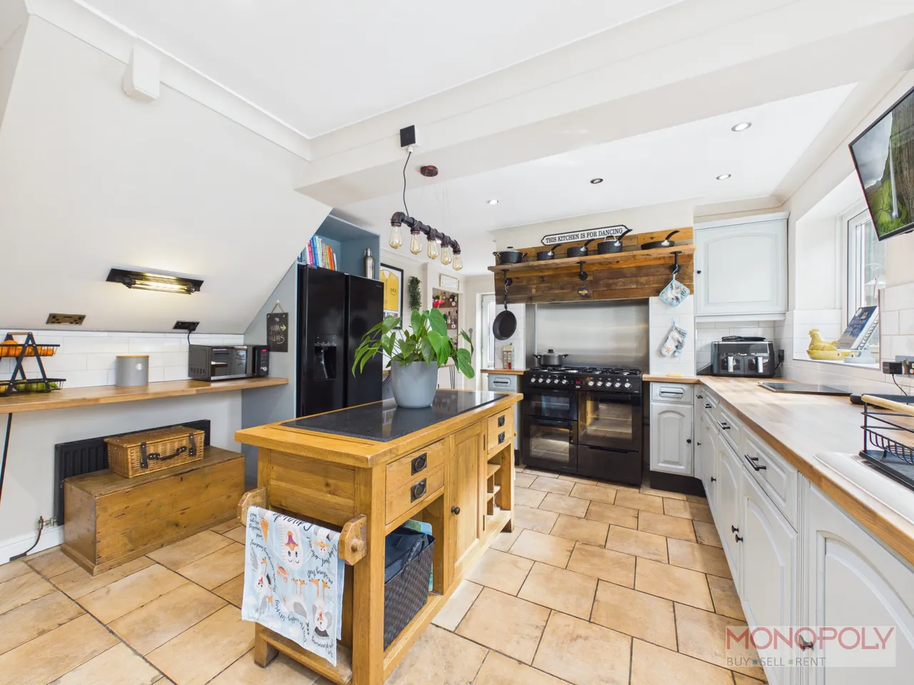 Linden Grove, Llay, LL12, photo 3