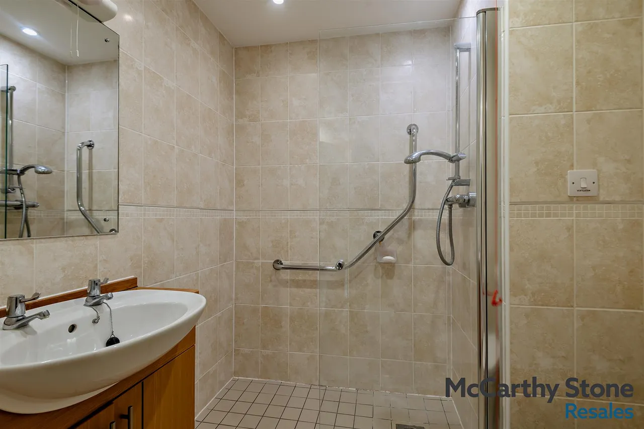Station Road, Petworth, GU28, photo 12