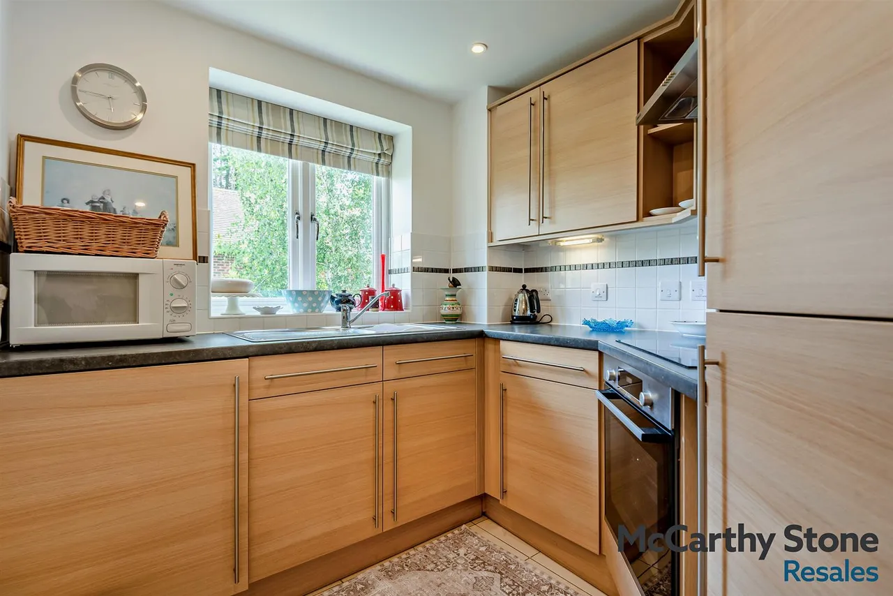 Station Road, Petworth, GU28, photo 5