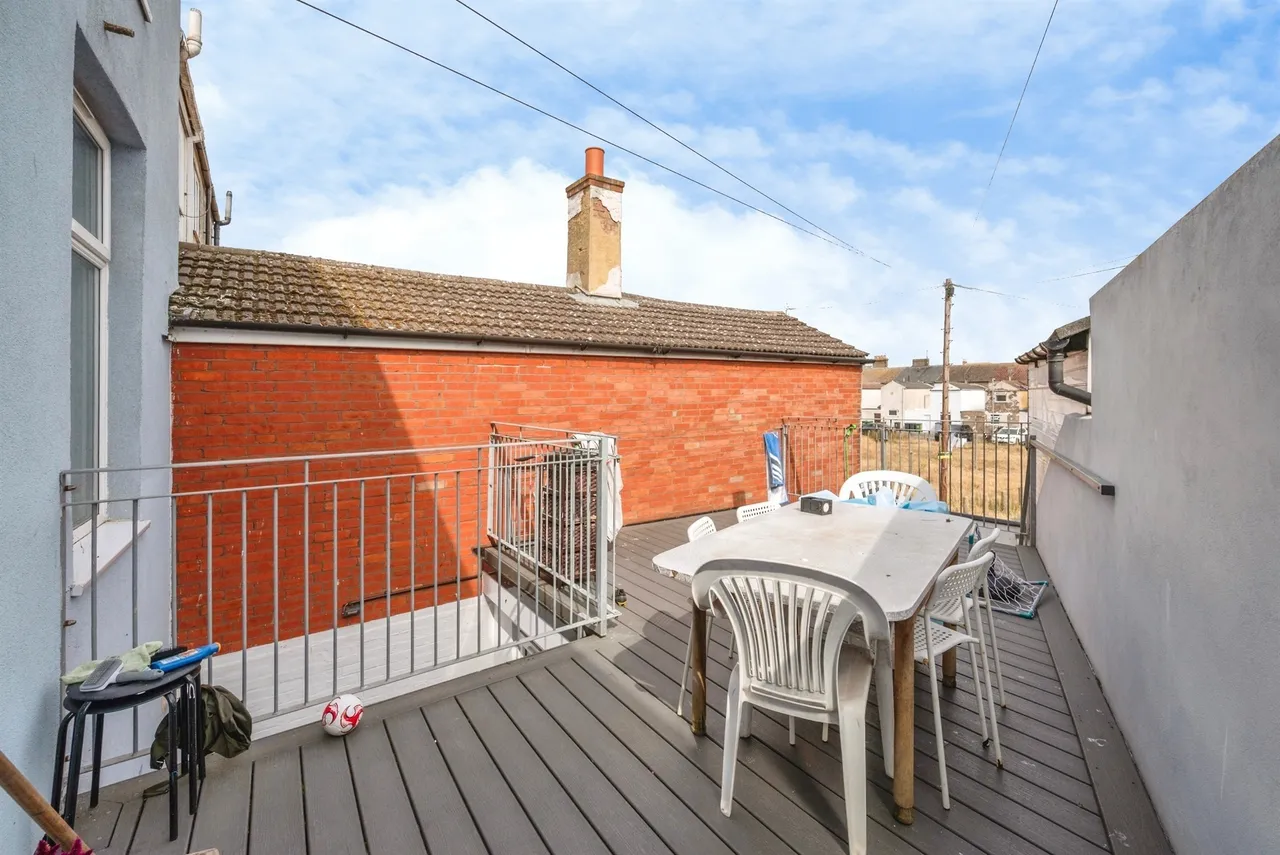 Crown Road, Great Yarmouth, photo 3