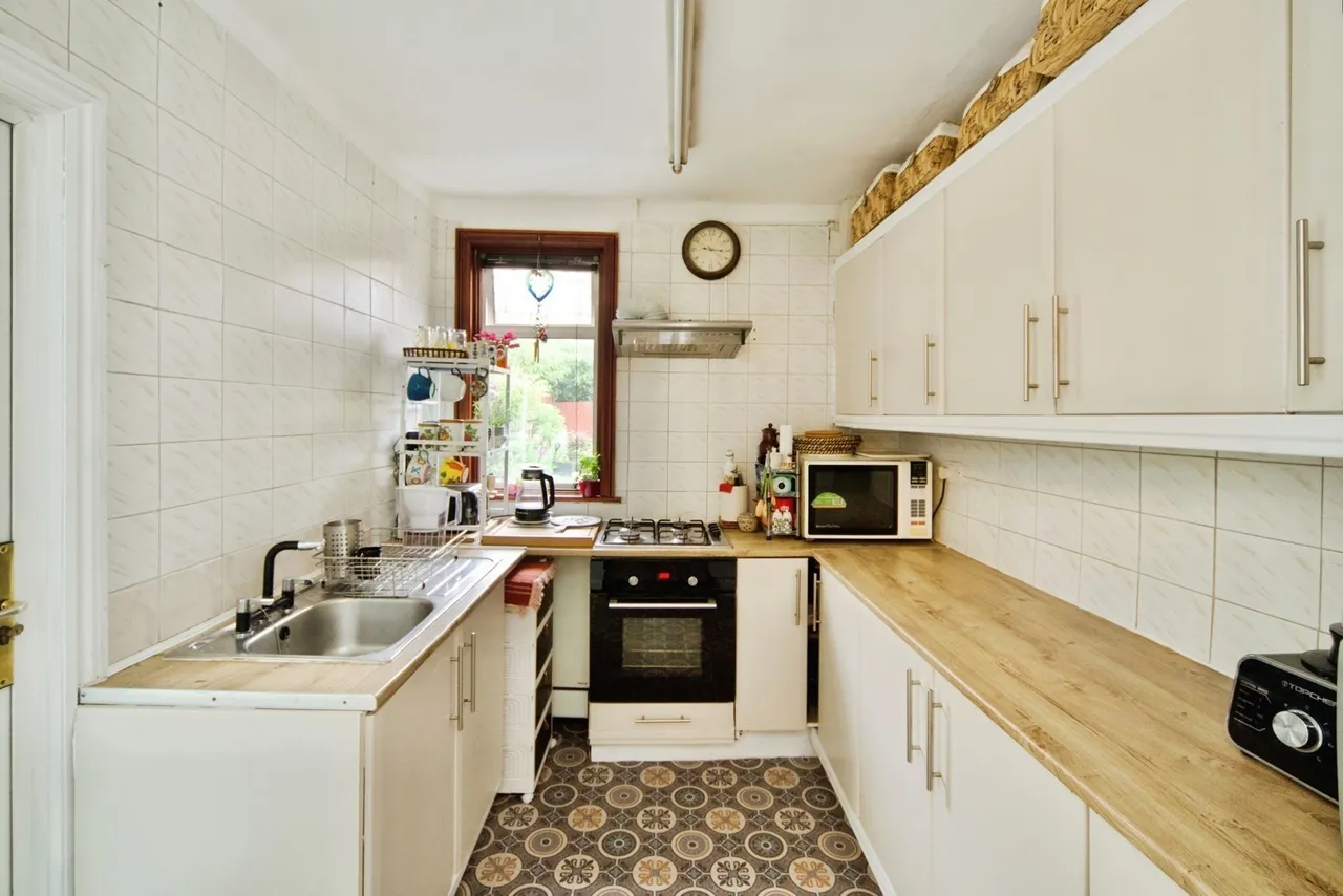 Warwick Road, LONDON, London, N18, photo 10