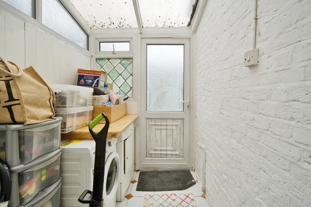 Warwick Road, LONDON, London, N18, photo 13